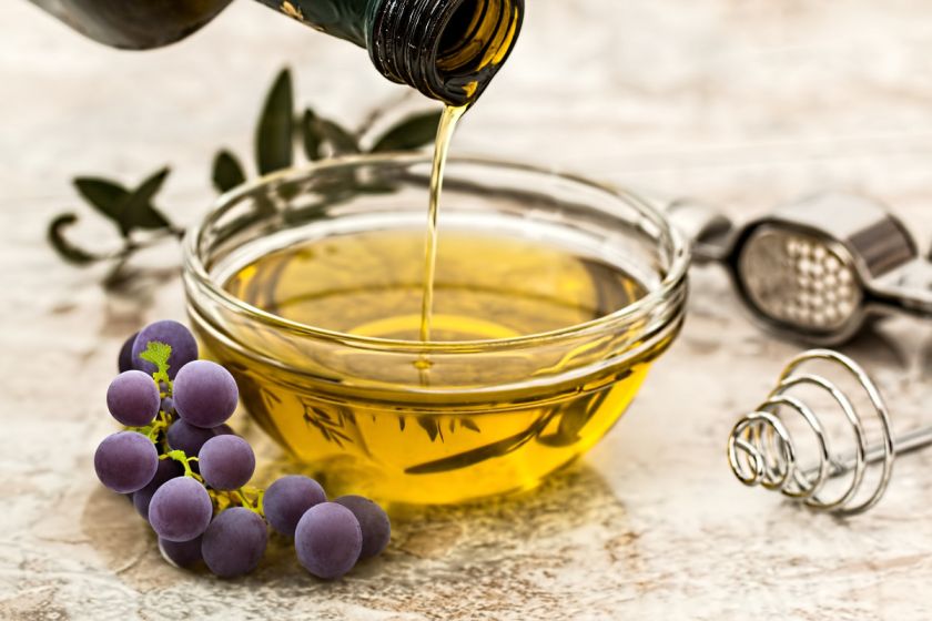 Cold Pressed Seeds Oil 1